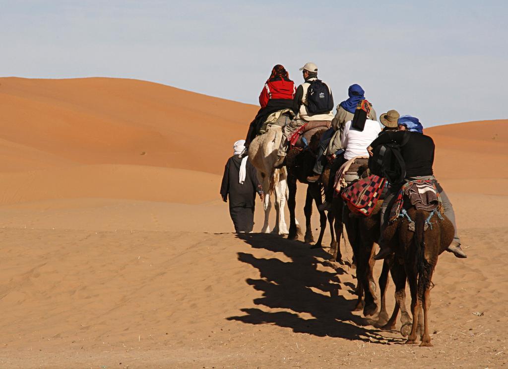 فندق Camel Trek Bivouac مرزوكة المظهر الخارجي الصورة